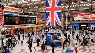 A Walk Through The London Victoria Station London England [upl. by Siravat682]